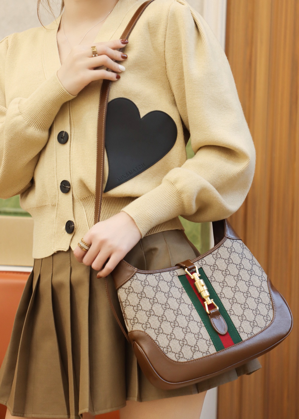 GUCCI 𝐉𝐚𝐜𝐤𝐢𝐞 𝟭𝟵𝟲𝟭 small shoulder bag 腋下包 636706