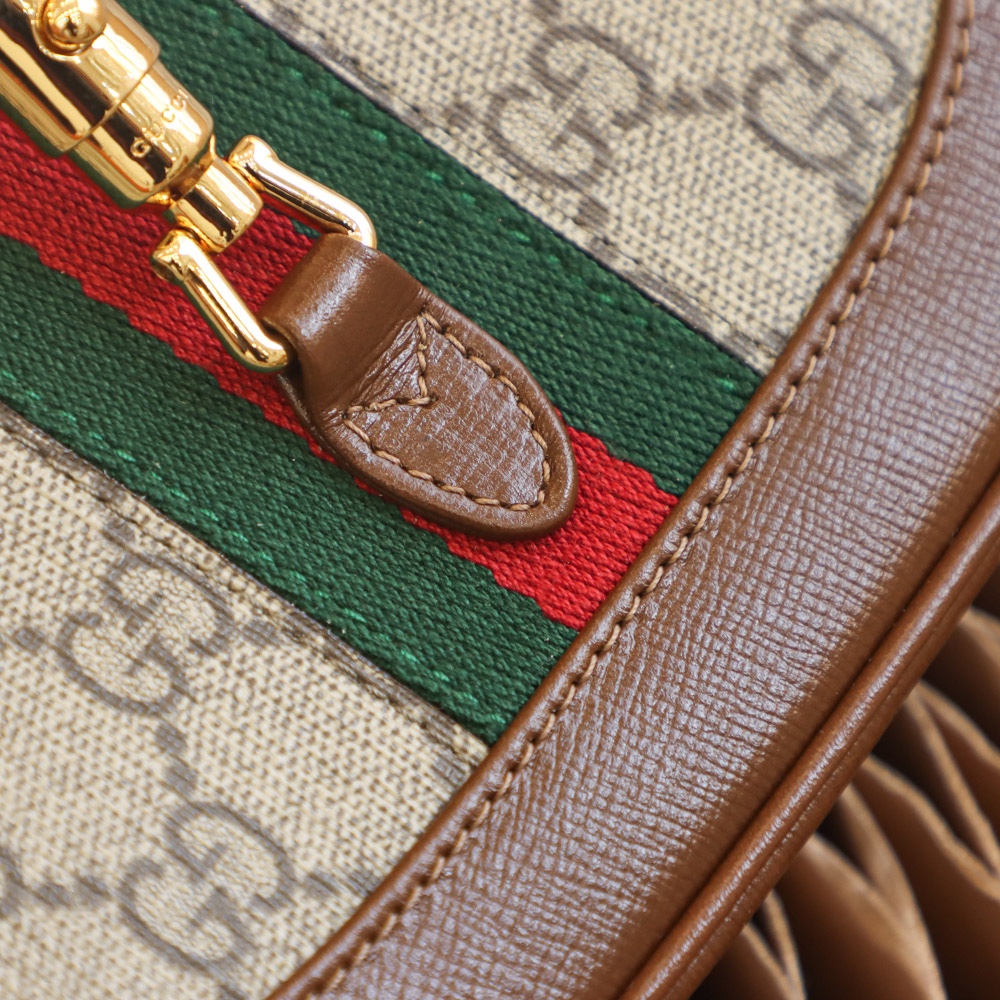 GUCCI 𝐉𝐚𝐜𝐤𝐢𝐞 𝟭𝟵𝟲𝟭 mini shoulder bag 637092