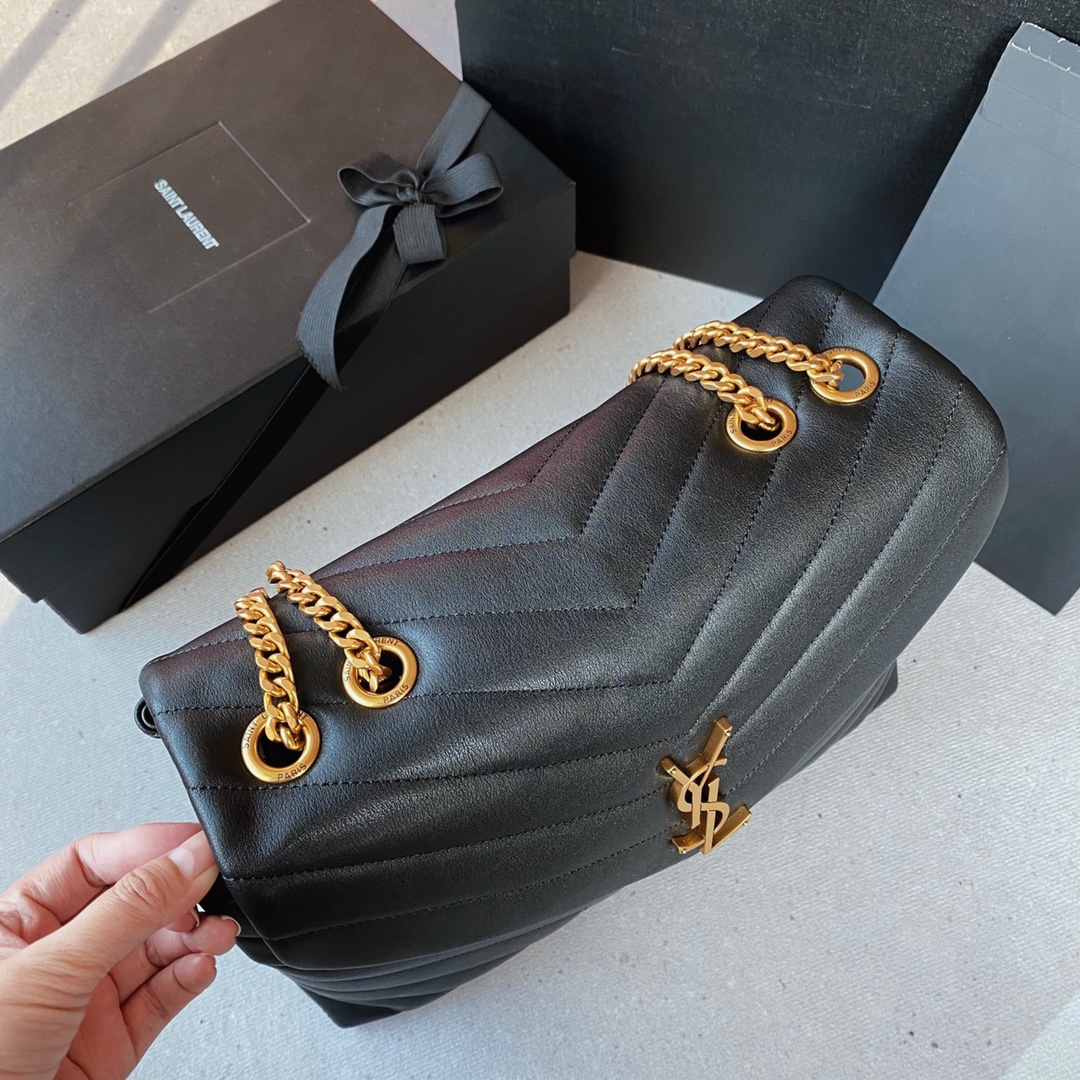 Saint Laurent #𝙇𝙤𝙪𝙇𝙤𝙪# 版本【独家定制