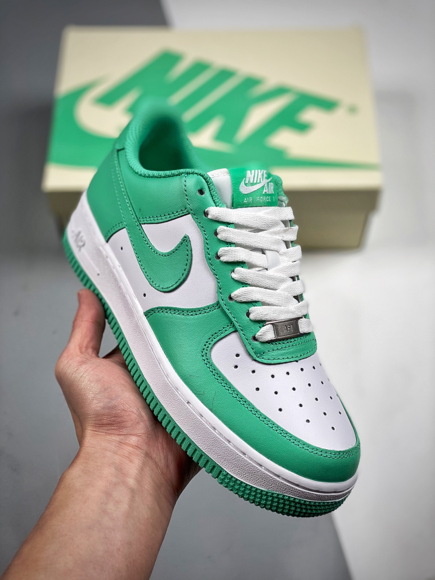 Nike Air Force 1 '07 Low "Tiffany Green 2ª generación", horma y plantilla originales, auténtico estilo Air Force, enfoc…