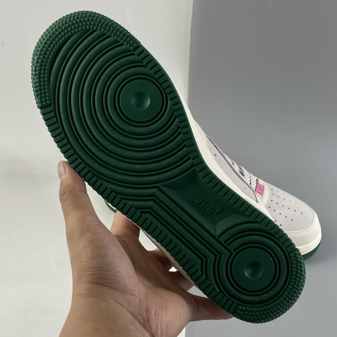 P240  NIKE Air Force 1 Low 寿桃 满天星配色 空军一号低帮休闲板鞋 CW0063-125