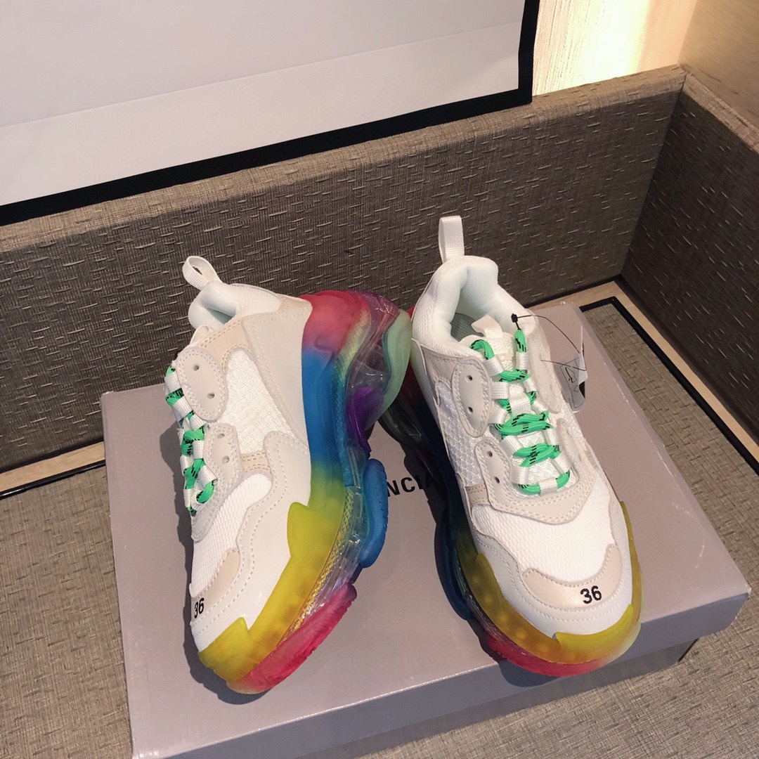 BALENCIAGA · Balenciaga 19ss nuevos zapatos para papá con colchón de aire Triples arcoíris 🥾 ⚠¡Nivel de comp…