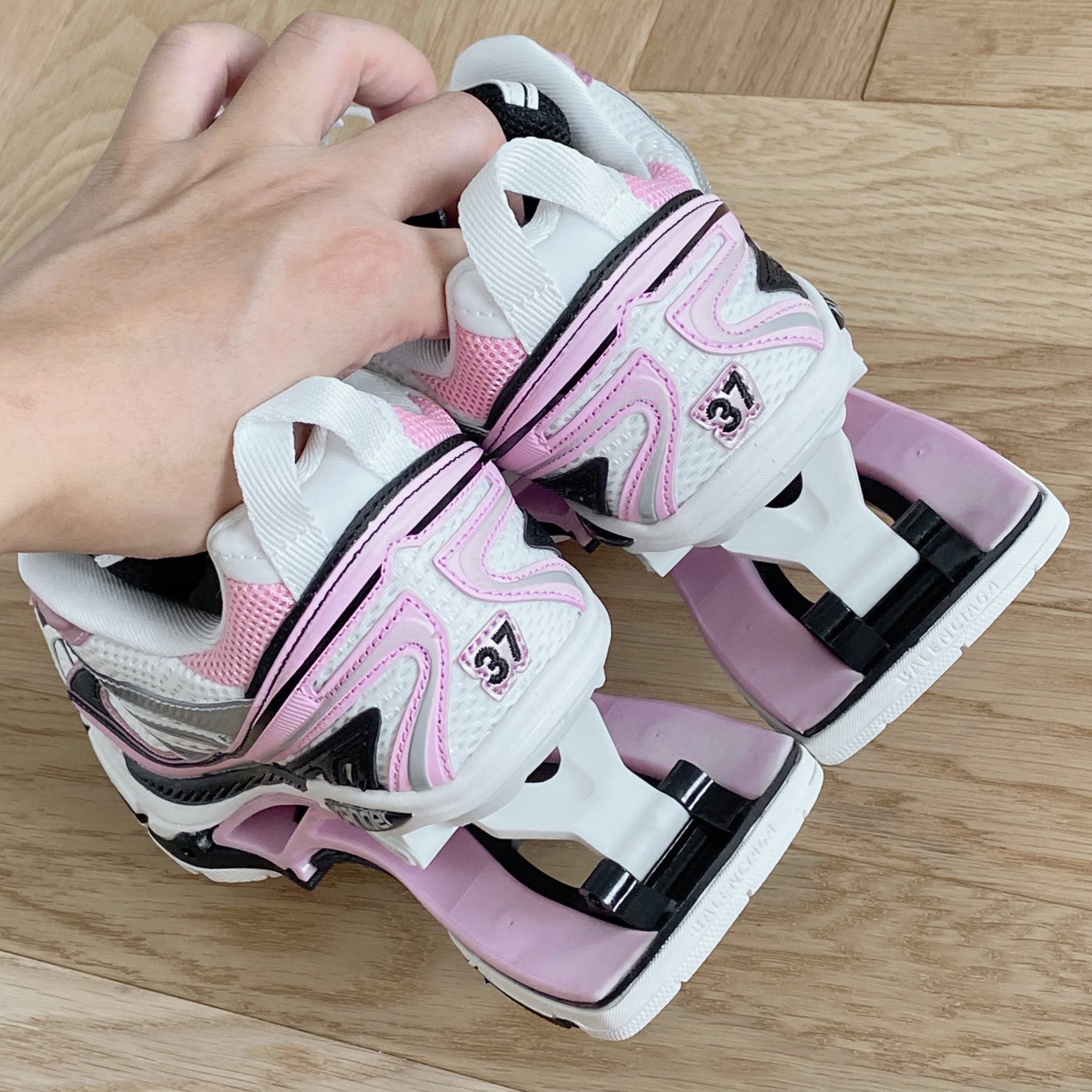Miniatura 8