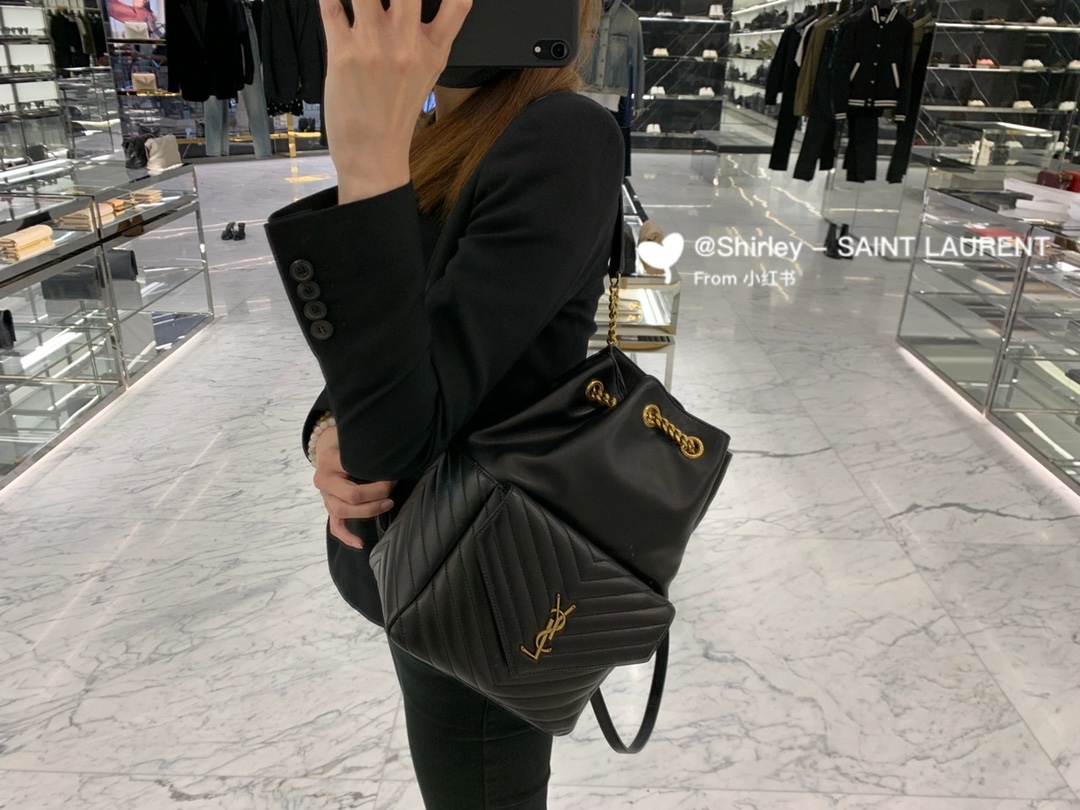 Saint laurent Ysl 𝐉𝐨𝐞 𝐛𝐚𝐜𝐤𝐩𝐚𝐜𝐤 “V”型绗缝双肩包 672609黑色