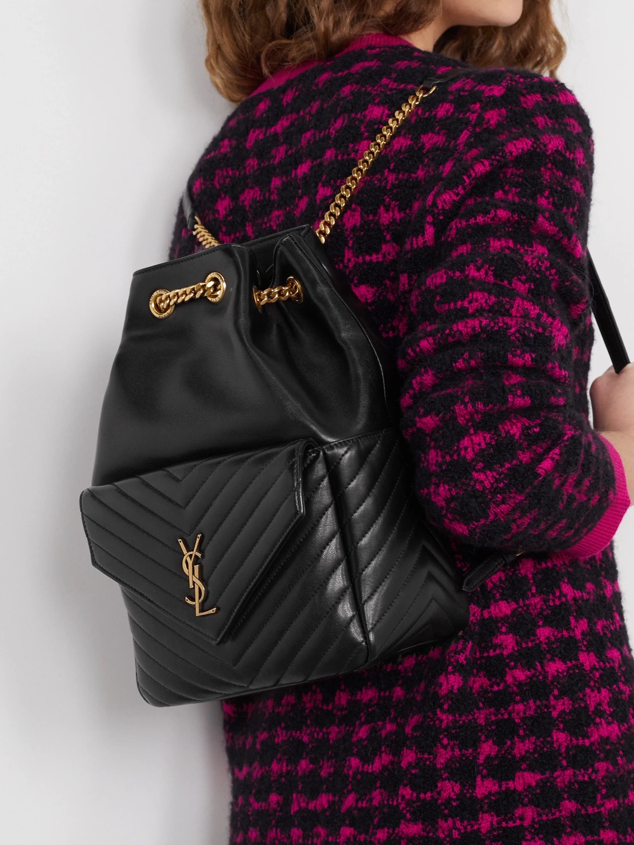 Saint laurent Ysl 𝐉𝐨𝐞 𝐛𝐚𝐜𝐤𝐩𝐚𝐜𝐤 “V”型绗缝双肩包 672609黑色