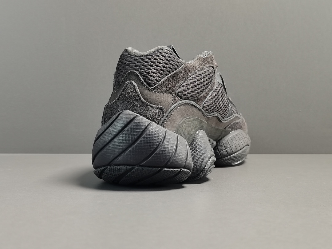 P
【OG版：椰子500】黑武士  2020更新款 阿迪达斯 adidas yeezy 500 Util