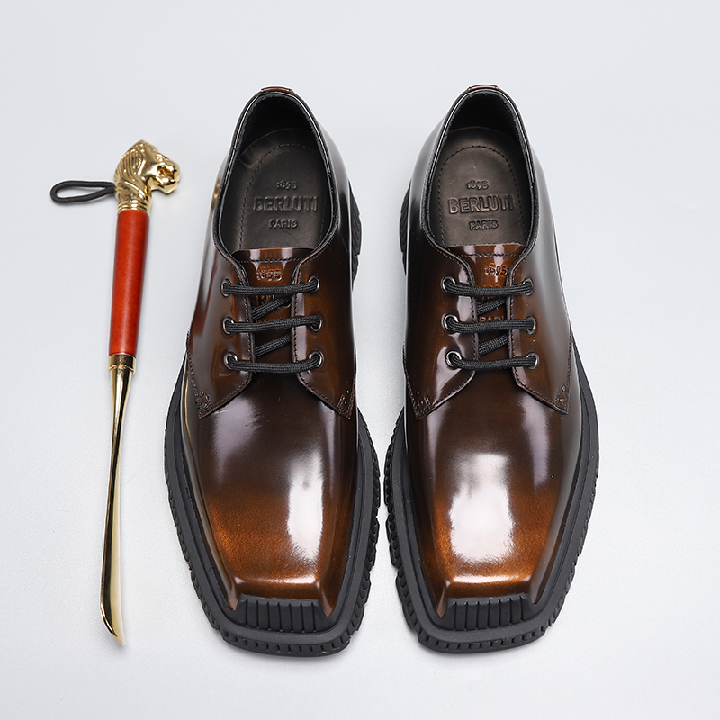 Berluti/Berluti 2021 nueva llegada Material de piel de vacuno importado hecho a mano por frotamiento