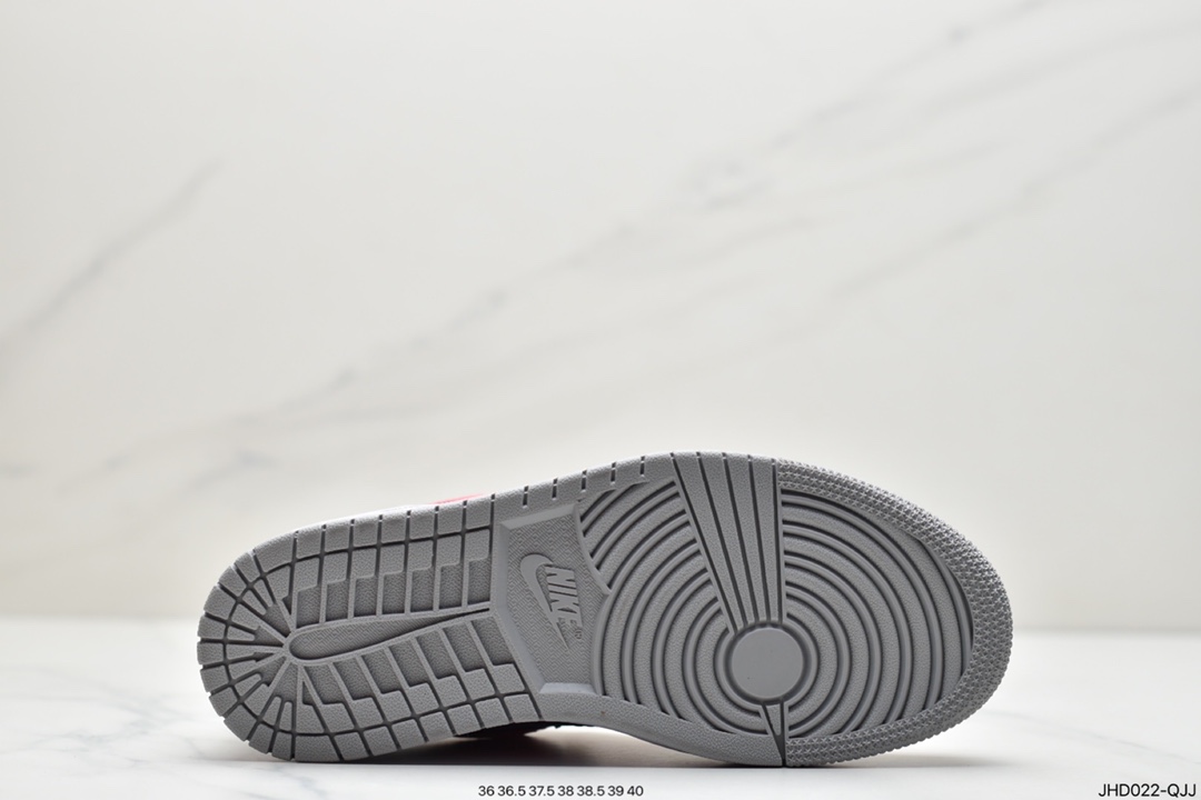 190 Jordan Brand扩展Air Jordan 1 Low阵容DC0774-060