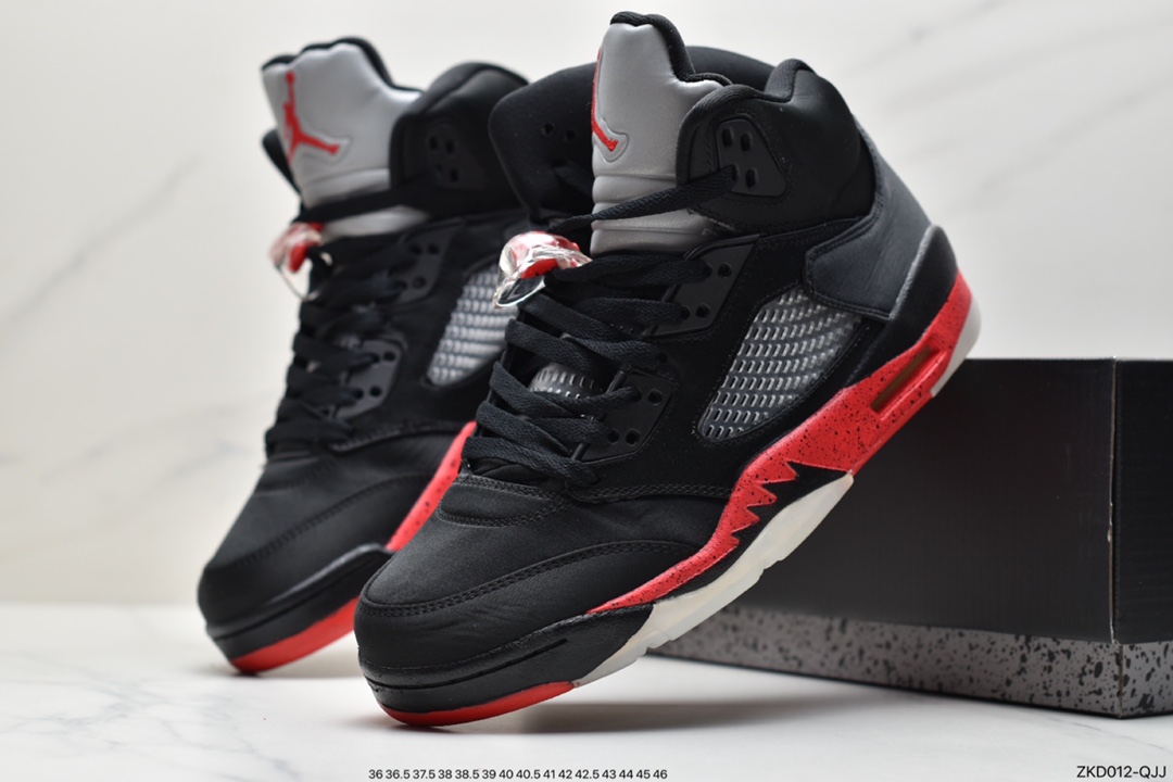 270 Air Jordan 5 Satin “Bred”黑玫瑰丝绸136027-006