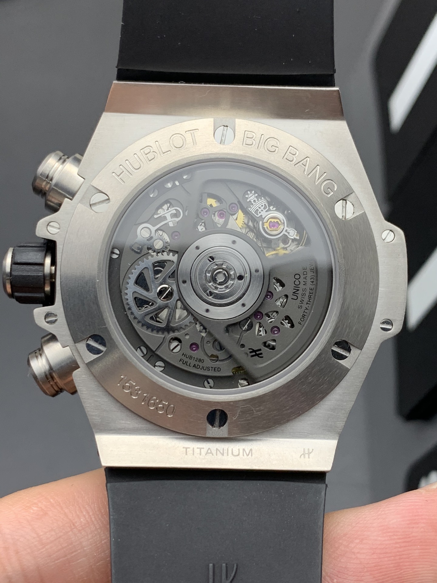 Hublot ZF新品 HUBLOT 宇舶表BIG BANG 大爆炸系列 神器 全新订制恒宝专属UNICO HUB 1280自动上链计时机芯 44mm 全部功能100%完美实现 其它 的所有细节和做工 也是唯一与 媲美的副本大爆炸