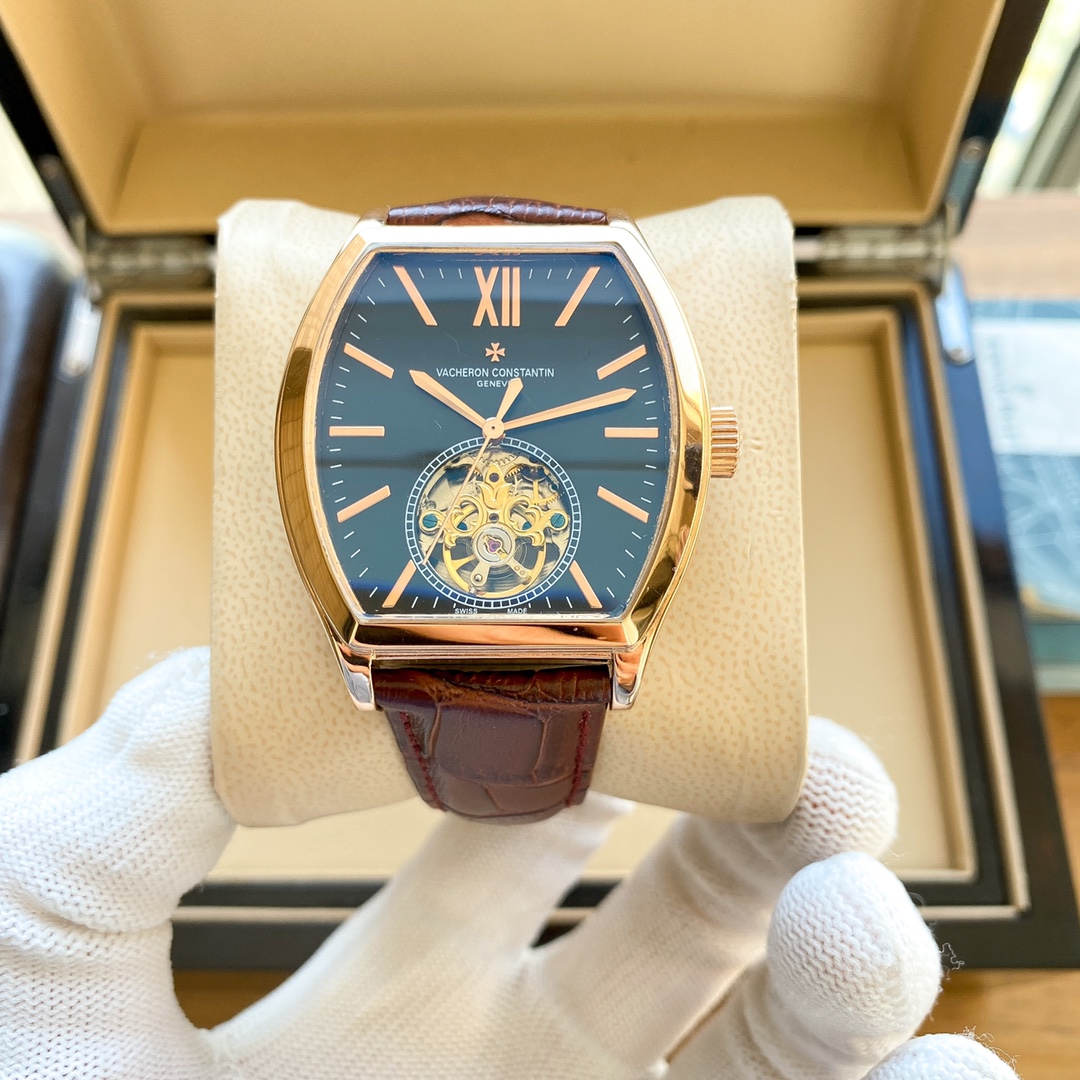 400 江诗丹顿(Vacheron Constantin )精品男士腕表, 展示男士自信果敢的风度,魅力不凡,从容优雅,尽显精致细节与高超技艺,搭载多功能全自动机械机芯,顶级316精钢表壳,进口小牛皮表带,矿物质超强镜面,尺寸42*12,尊贵典范,绅士风范,身份的象征,展现你的独特品味!