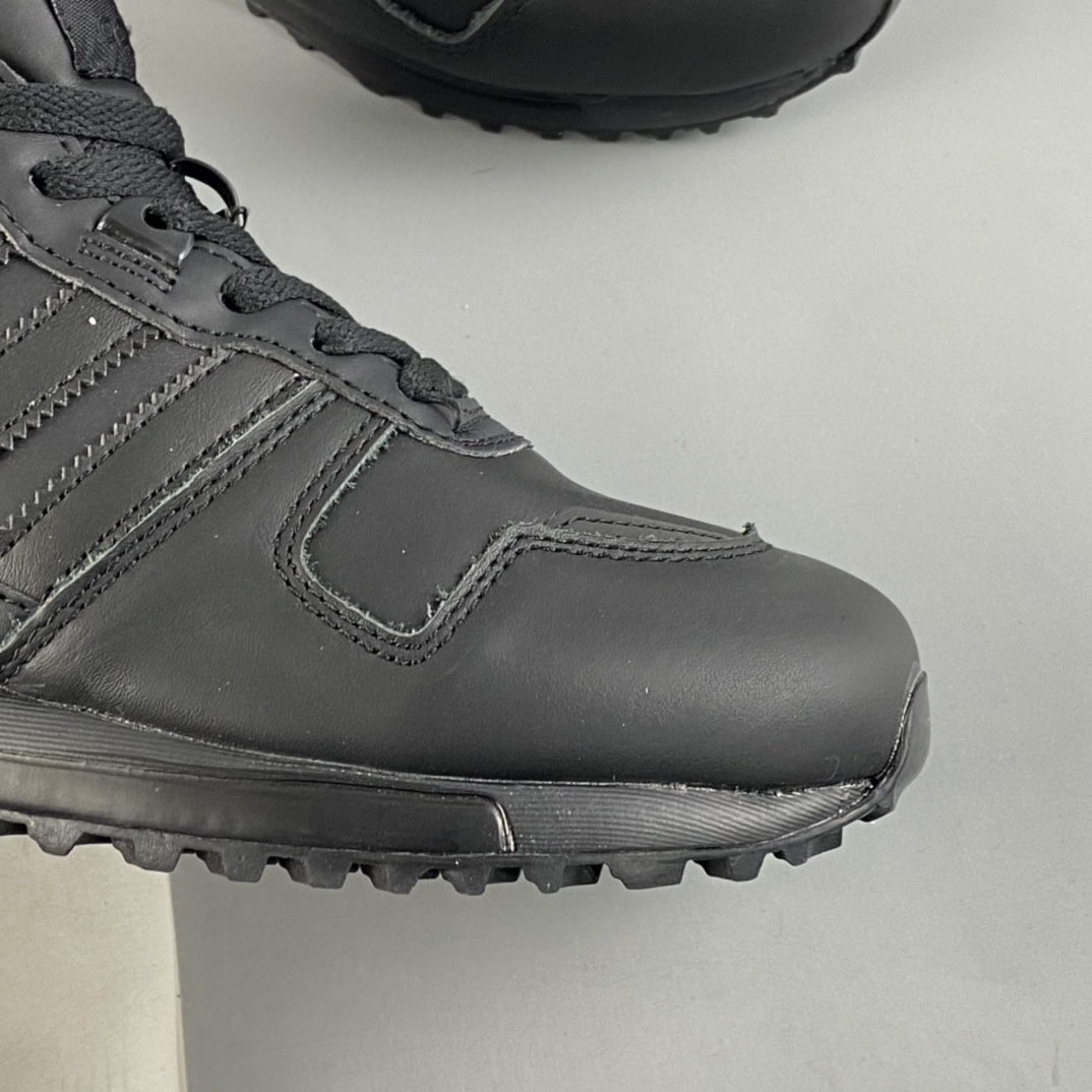 P180  Adidas Original ZX 700 复古百搭休闲跑步鞋 S80528