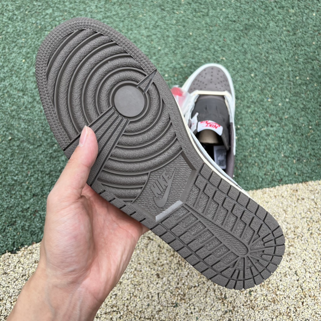 460  纯原版Travis Scott x Nike Air Jordan 1 Low AJ1白棕色 低帮板鞋TS 联名倒钩DM7866-162