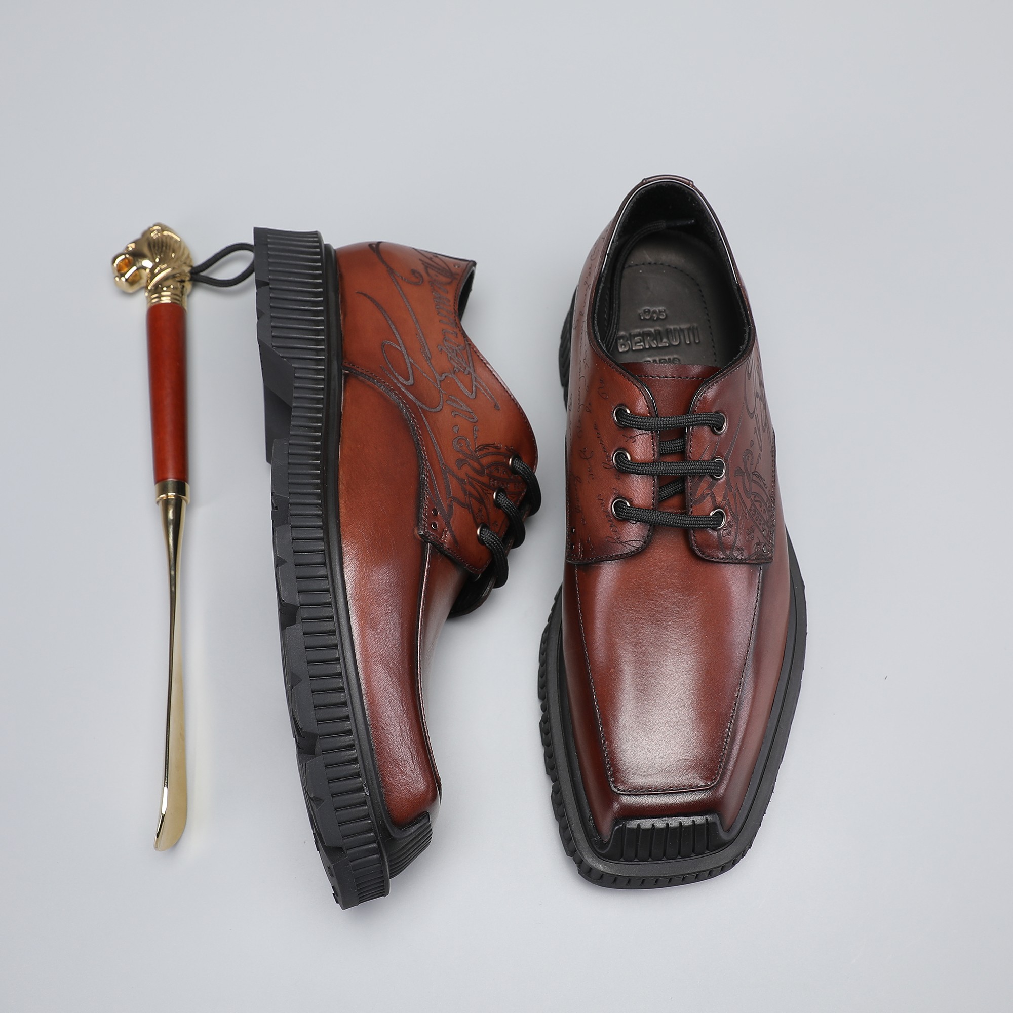 Berluti/Berluti 2021 nueva llegada Hecho de cuero de vaca importado, hecho a mano y repetidamente fr