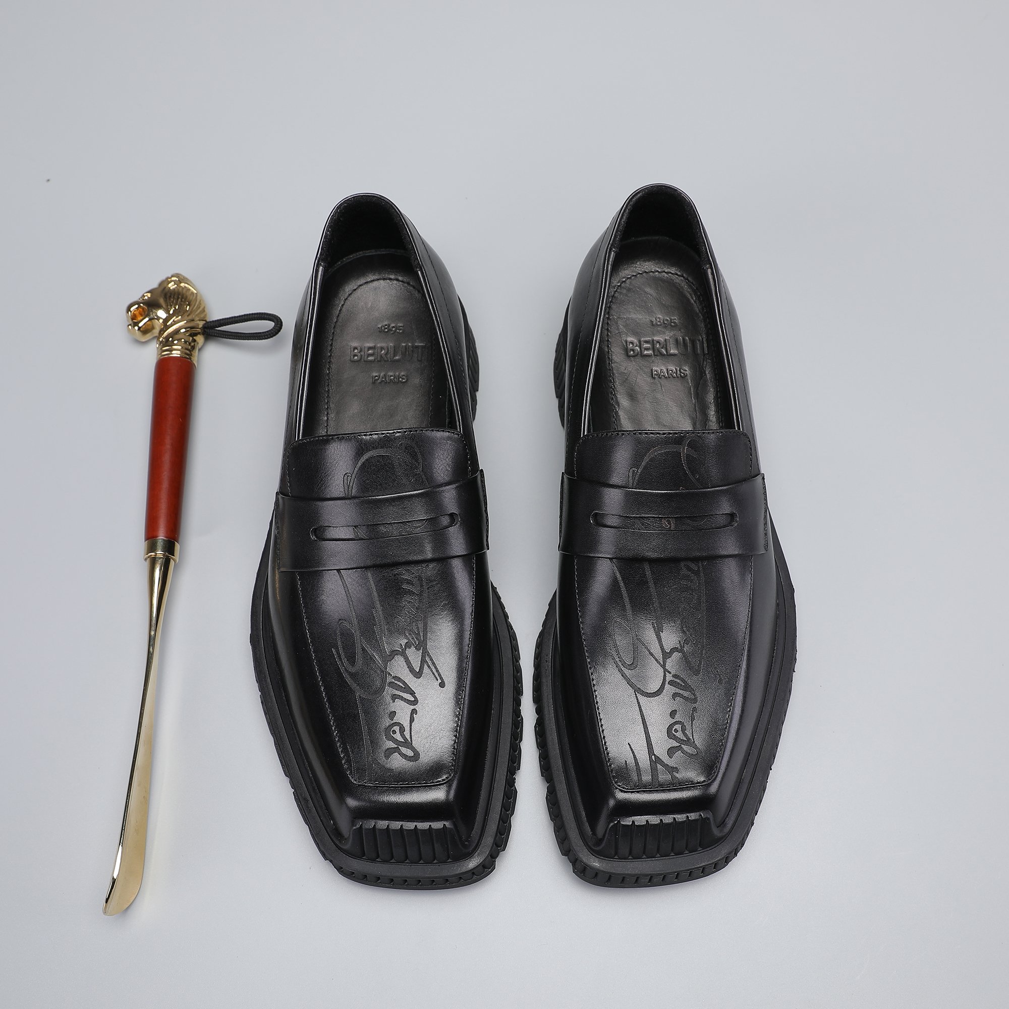 Berluti/Berluti 2021 Nueva llegada Hecho de cuero de vaca importado, hecho a mano y repetidamente fr