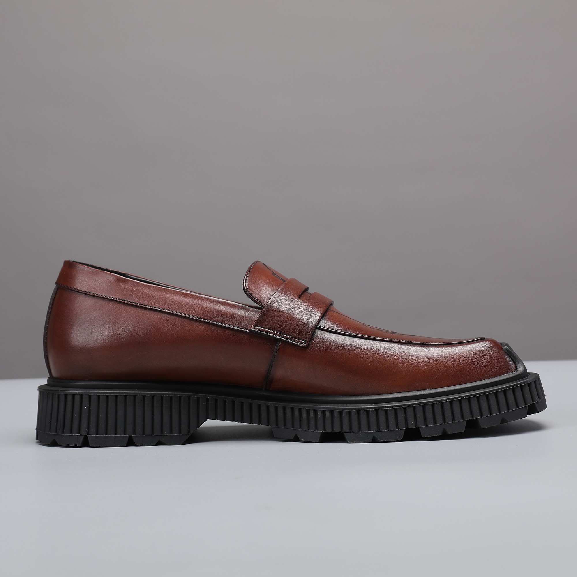 Berluti/Berluti 2021 nueva llegada Hecho de cuero de vaca importado, hecho a mano y repetidamente fr