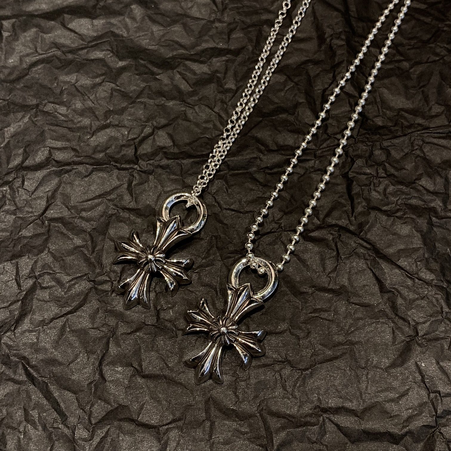 Chrome Hearts 𝐂𝐡𝐫𝐨𝐦𝐞 𝐡𝐞𝐚𝐫𝐭𝐬 克罗心双层十字花项链