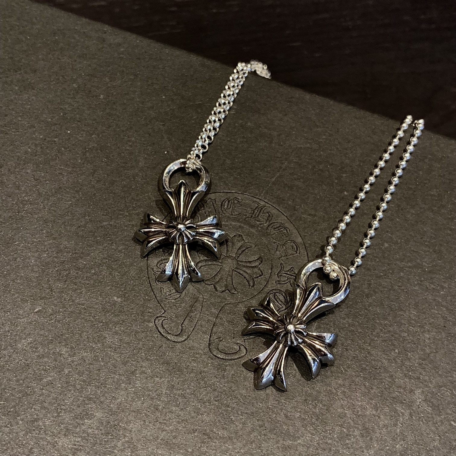 Chrome Hearts 𝐂𝐡𝐫𝐨𝐦𝐞 𝐡𝐞𝐚𝐫𝐭𝐬 克罗心双层十字花项链