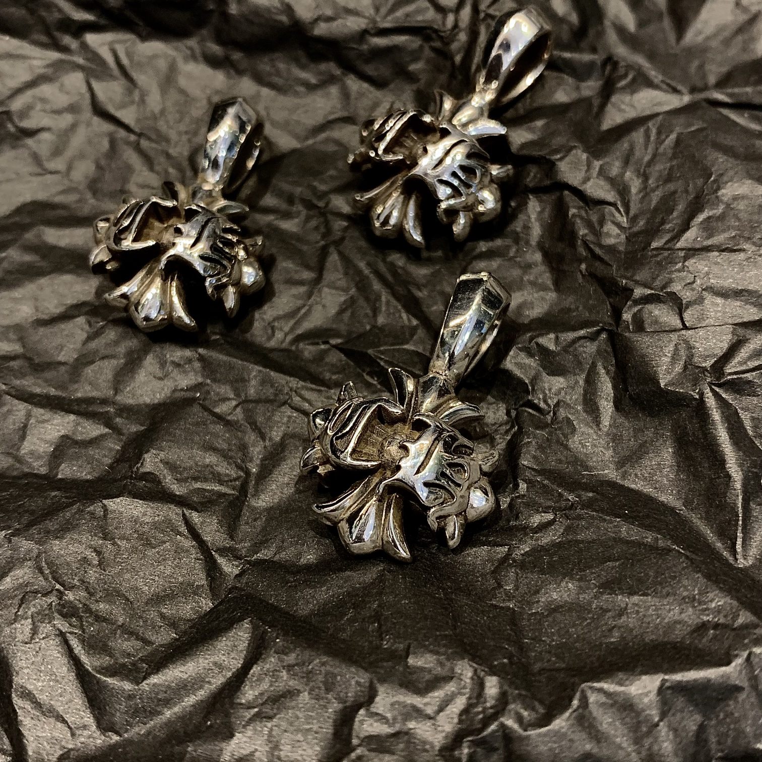 Chrome Hearts 𝐂𝐡𝐫𝐨𝐦𝐞 𝐡𝐞𝐚𝐫𝐭𝐬 克罗心CH十字项链