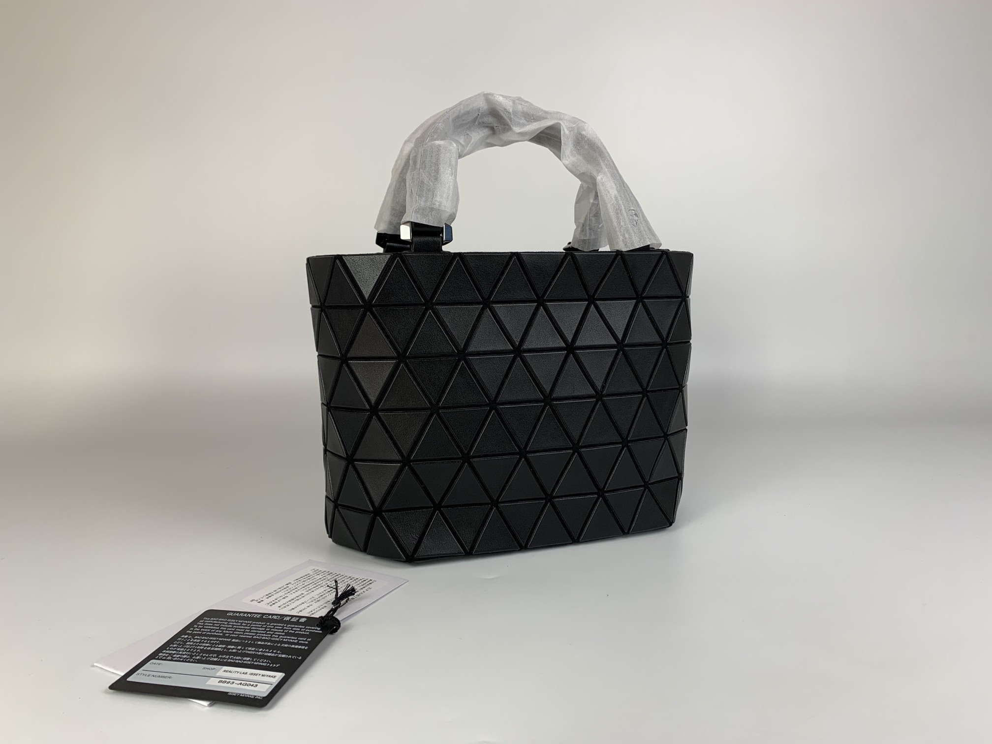 Issey Miyake Crystal Shoulder Bag, Geometric Design, Crossbody Bag - Black 5 a1639314461435 0188
