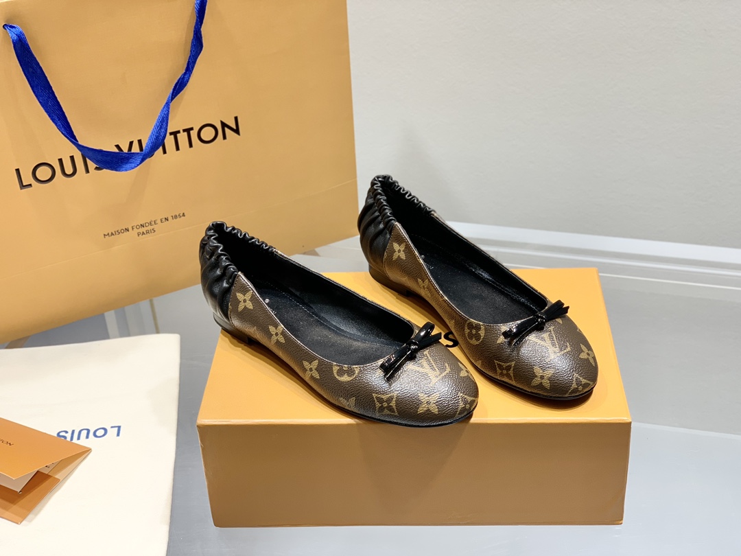 LOUIS VUITTON メリージェーン シンプルでファッショナブル-ハイグレードバージョン
