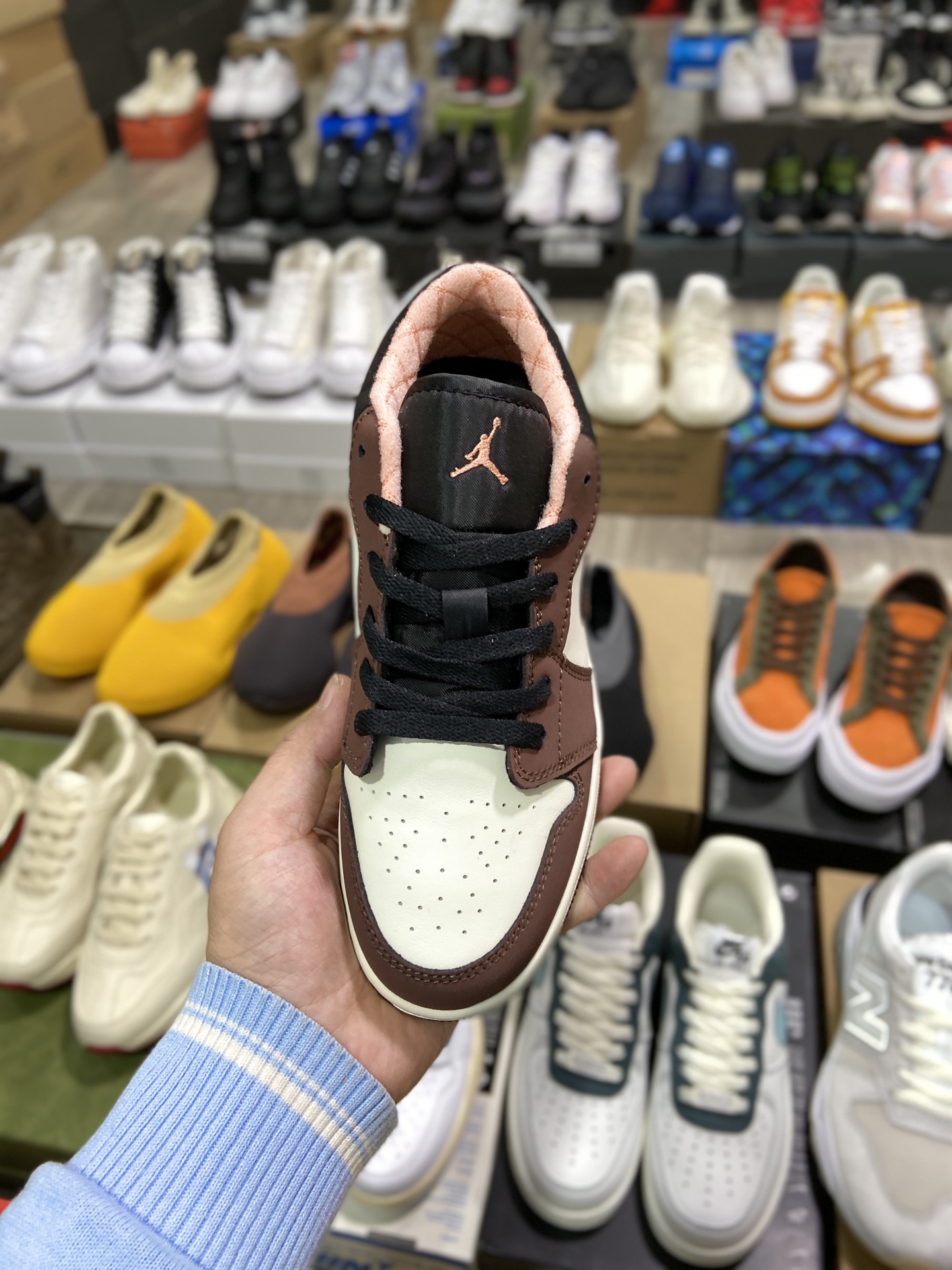 200 乔丹Air Jordan 1 Low “Mocha Brown” 小倒钩 DC6991-200
