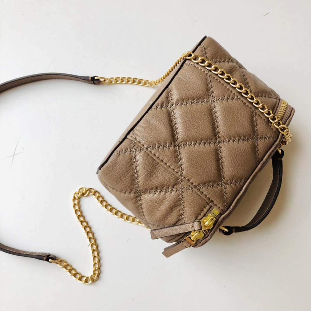 Tory Burch ～款号1820 Tory Burch 护士包 山羊皮化妆盒子