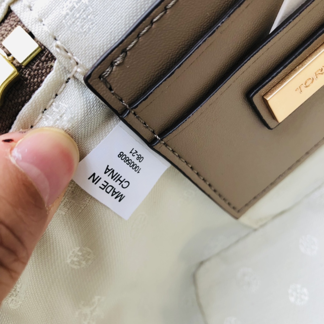 Tory Burch ～款号1820 Tory Burch 护士包 山羊皮化妆盒子