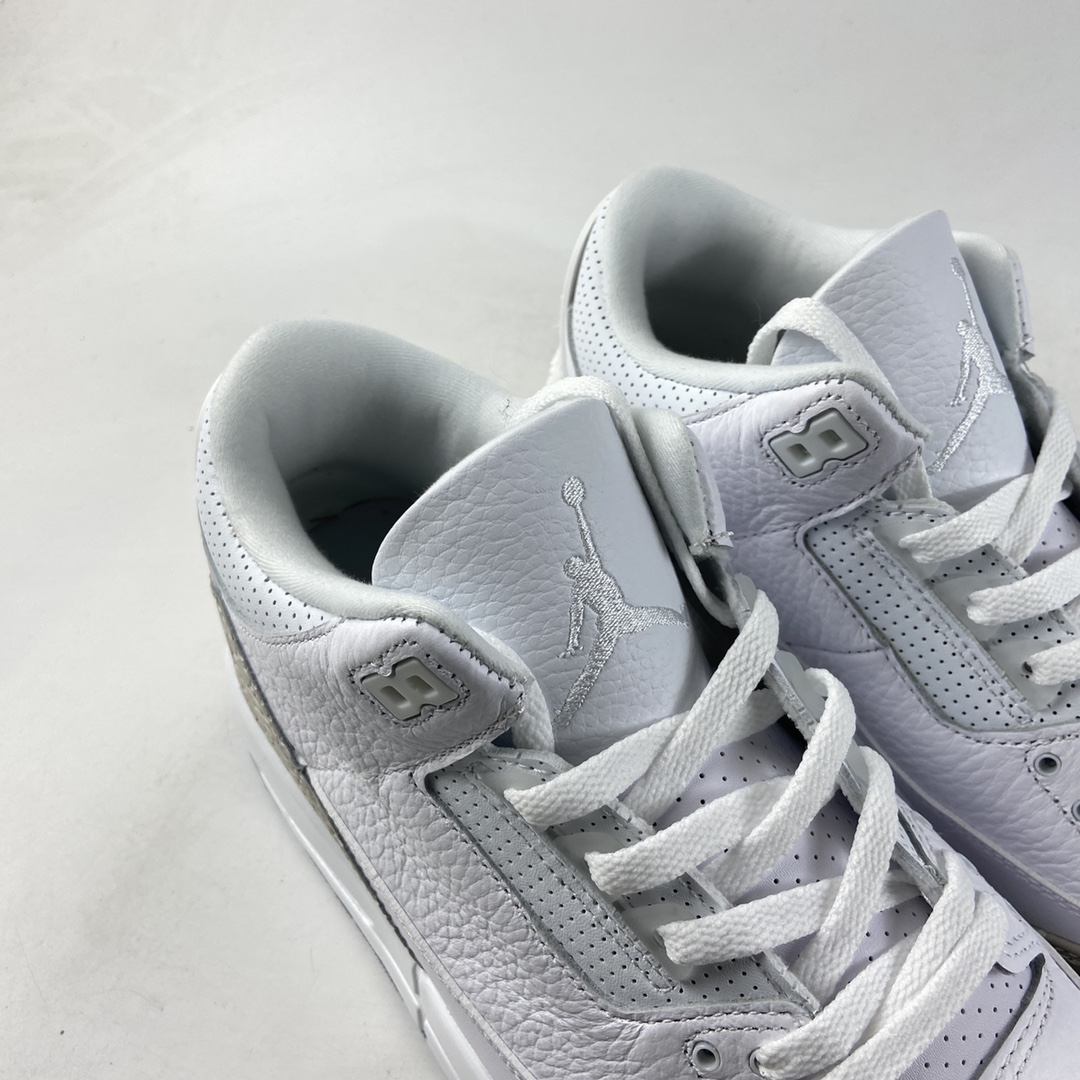P240  Air Jordan 3 Retro“International Flight” 独立日 迈克尔·乔丹AJ3代中帮复古休闲运动文化篮球鞋 136064-111
