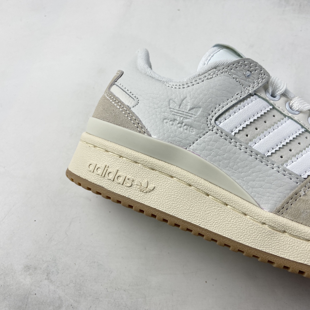 P200  Adidas Originals Forum 84 Low 复古篮球鞋 FY7998
