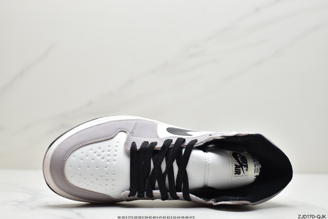 240 全新“Light Bone”配色的Air Jordan 1 Element Gore-Tex DB2889-100