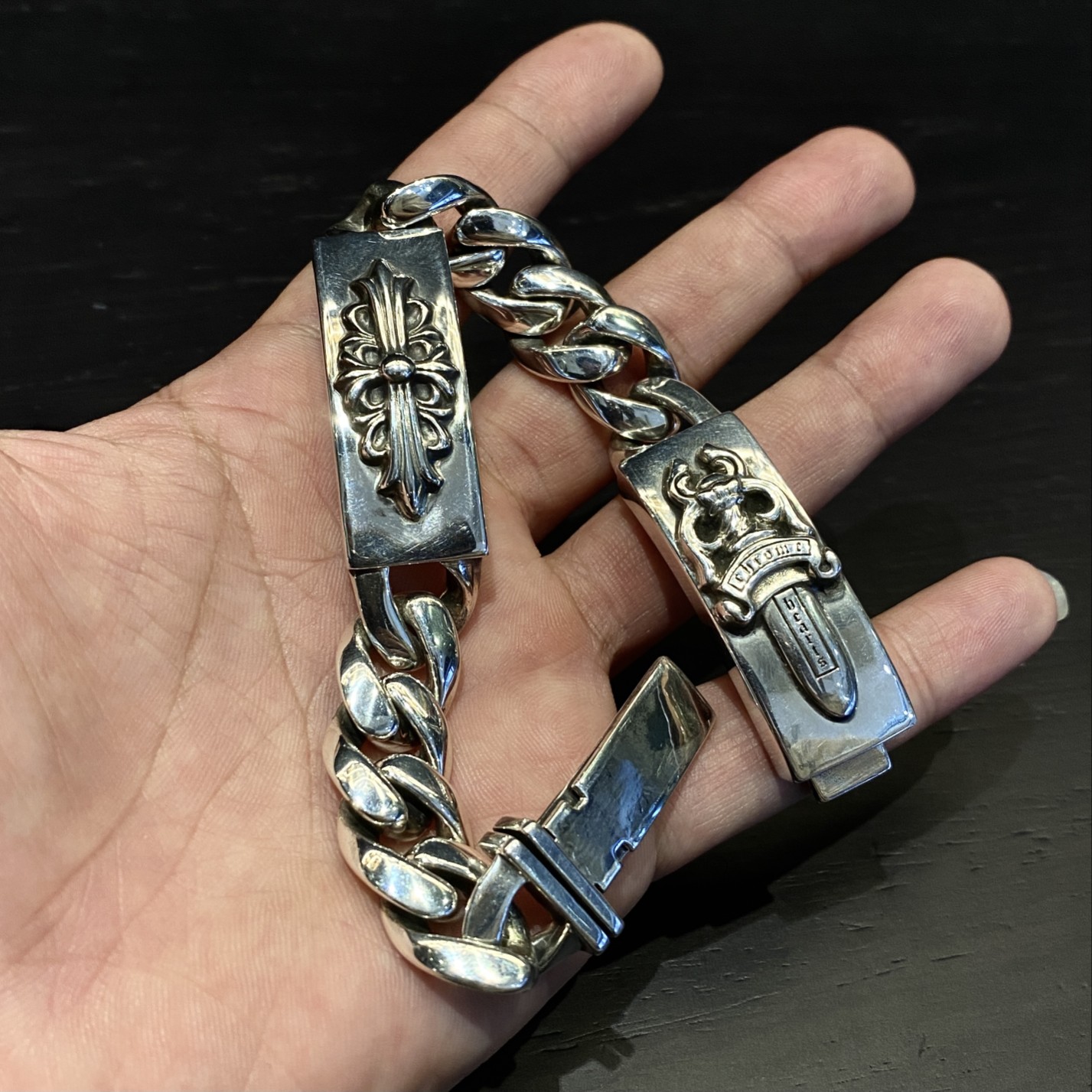 Chrome Hearts 新品上架𝐂𝐡𝐫𝐨𝐦𝐞 𝐡𝐞𝐚𝐫𝐭𝐬 克罗心长十字花宝剑插销扣手链