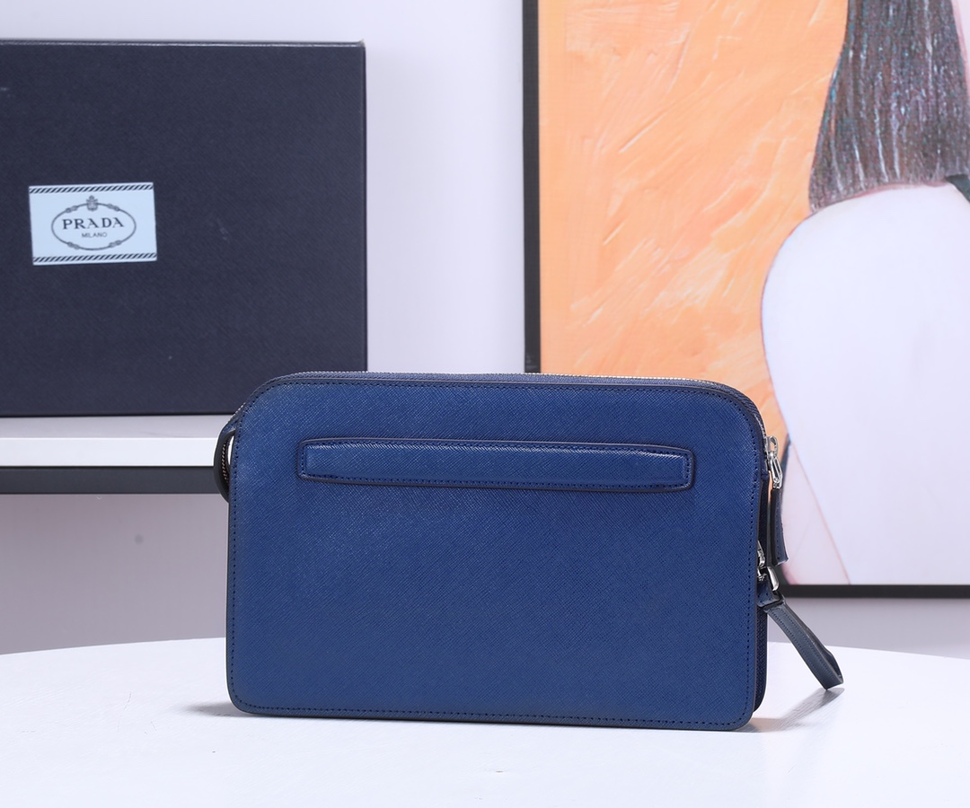 Lacoste 配 盒子PRA男士手包 最新款式 开发