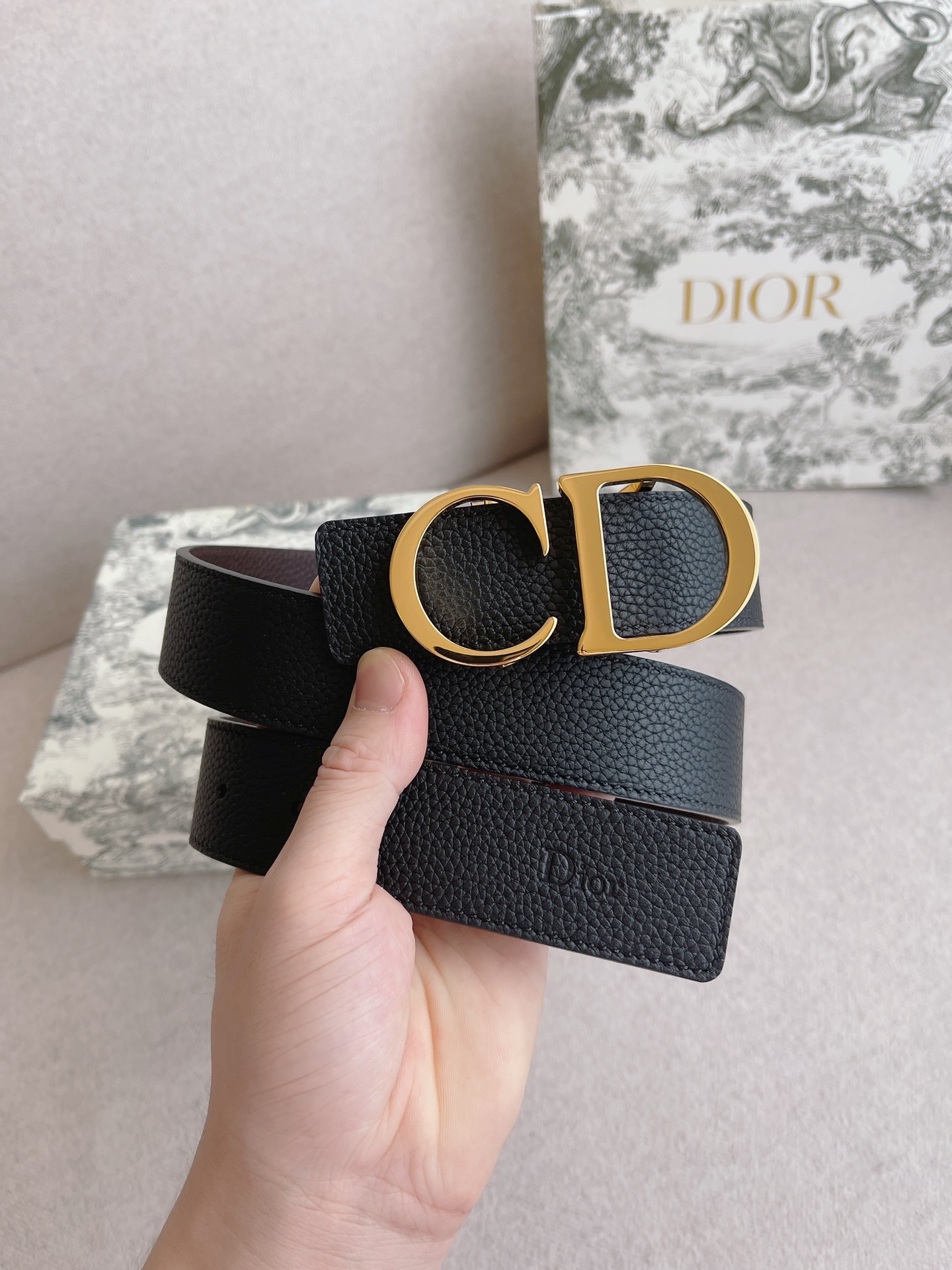 Dior.迪奥全套包装男士休闲皮带系