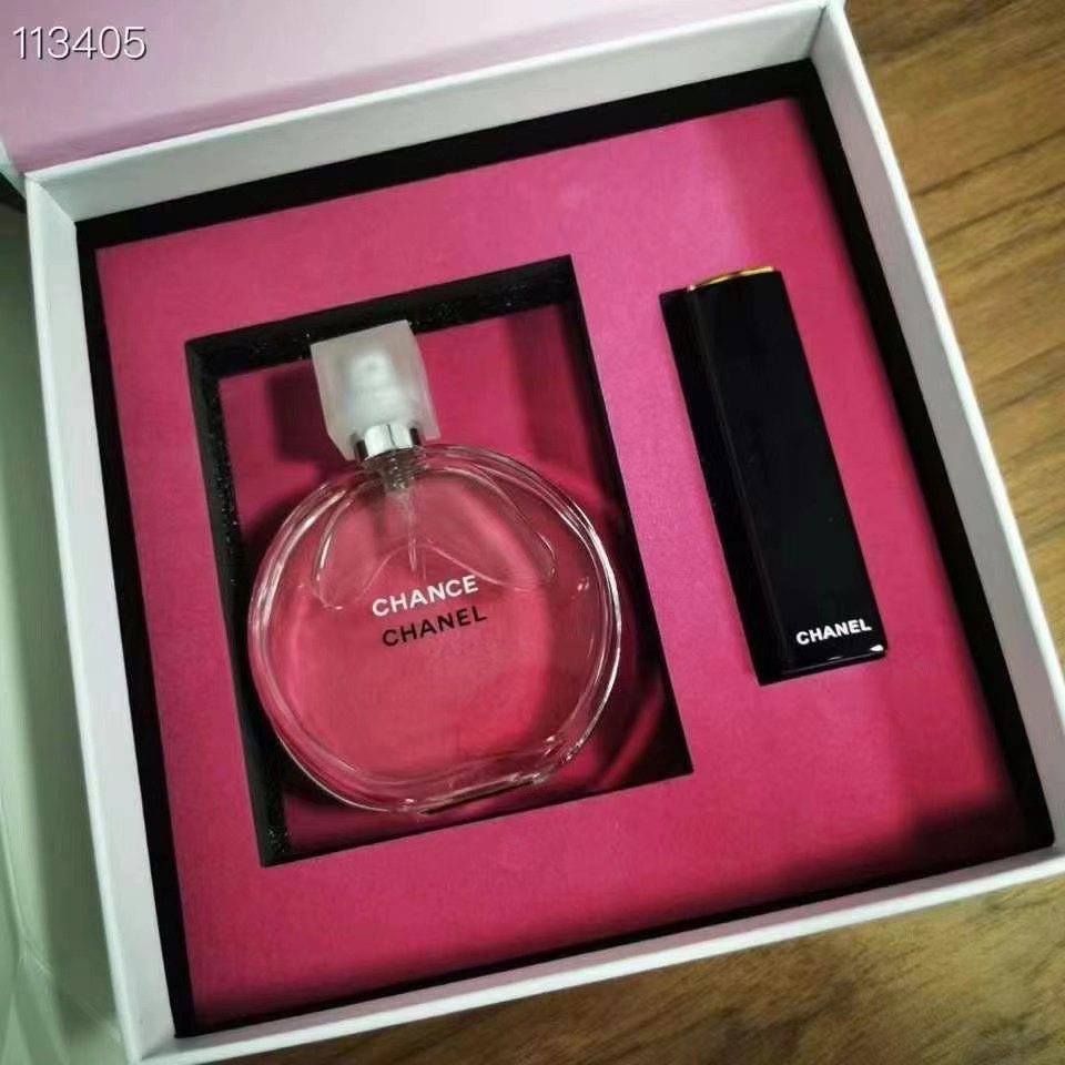 Chanel Pink Perfume & Lipstick Set - Eau Tendre 50ml & Rouge Allure 5 i1639476256 9526 3