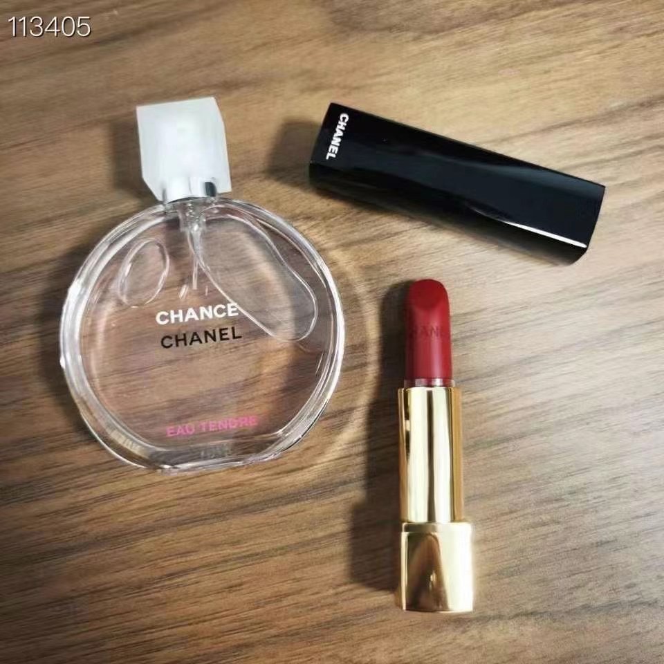 Chanel Pink Perfume & Lipstick Set - Eau Tendre 50ml & Rouge Allure 7 i1639476256 9626 5