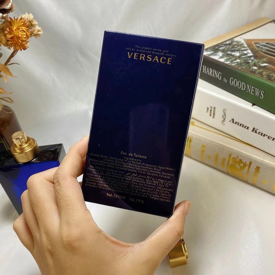 Versace Dylan Blue Eau de Toilette for Men - 100ml 7 i1639476367 1080 6
