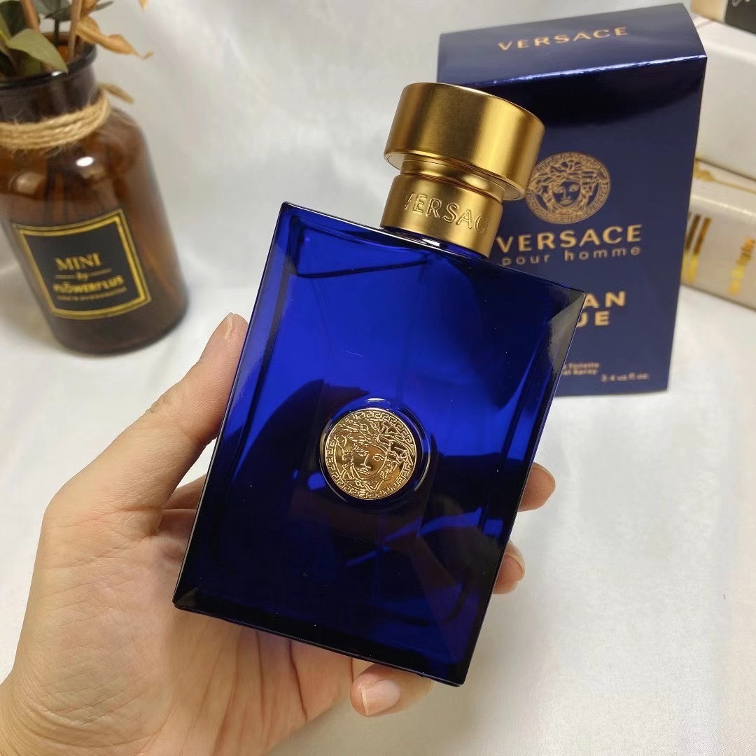 Versace Dylan Blue Eau de Toilette for Men - 100ml 2 i1639476367 6548 1