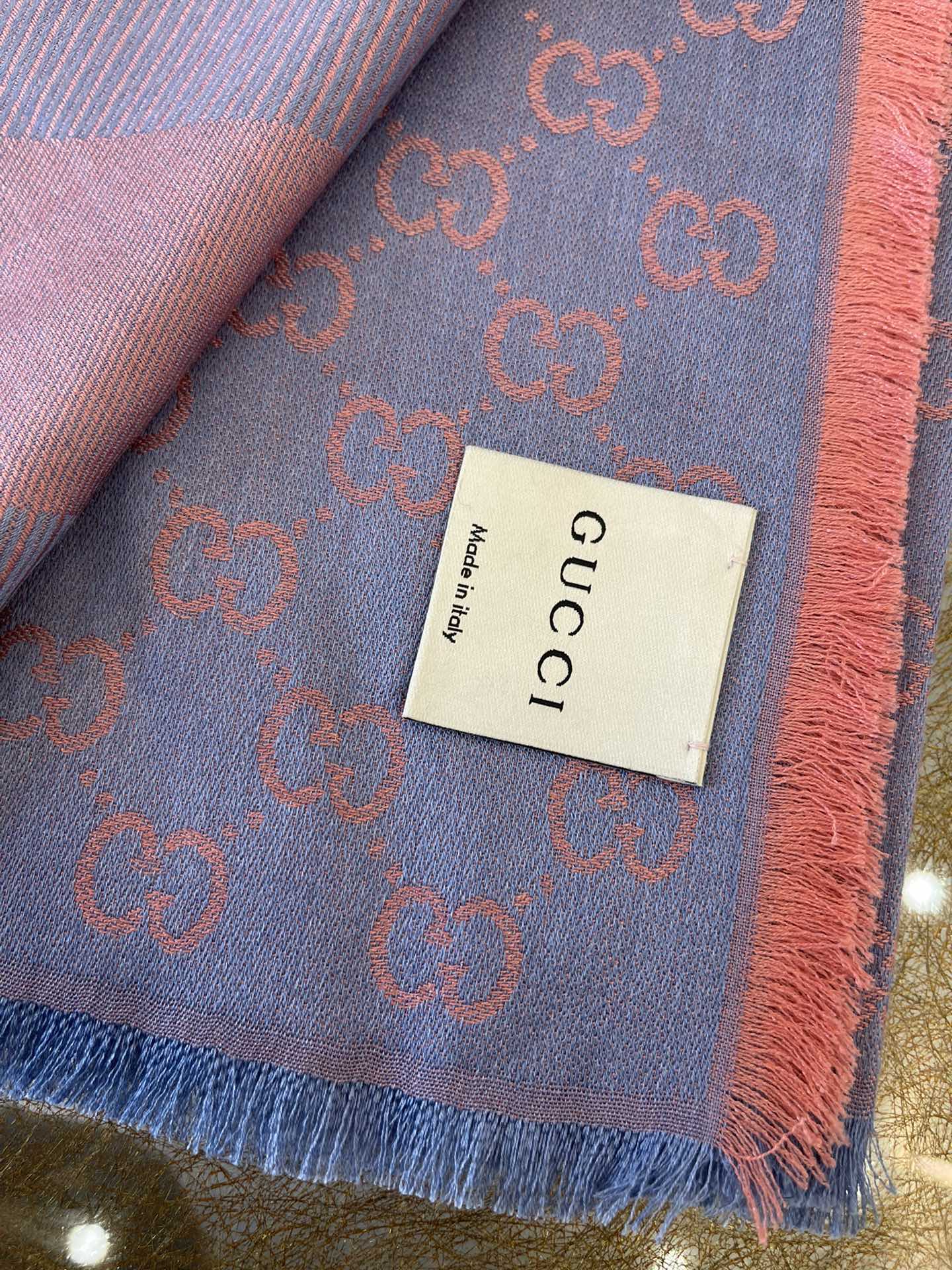 GUCCI古驰丝毛混纺材质围巾