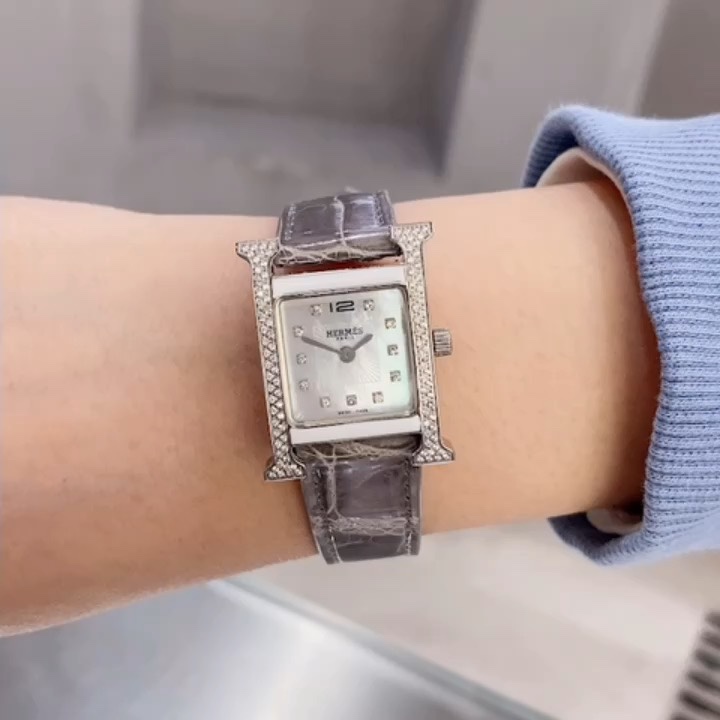 E-Mars– extravagant crocodile skin - 图片 1