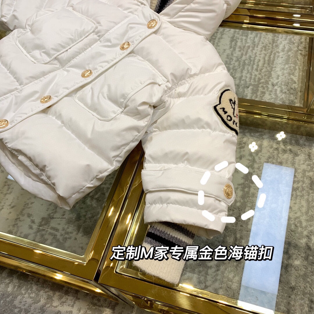 “21FW MC Fake Nylon Jackets: Cool White, Functional, and Stylish with Classic Logo” - 图片 7