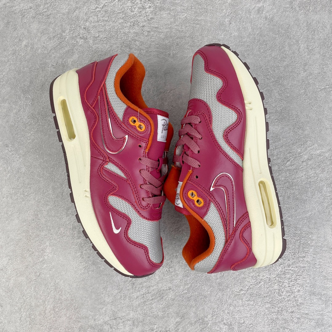 图片[3]-零售💰230 ＃超级福利‼NK Air Max 1 初代复古气垫慢跑鞋 DO9549-001 由Tinker Hatfeld和Mark Parker在1987年设计 灵感来自于巴黎蓬皮杜中心 在参观了蓬皮杜中心之后提出了Air Max的标志性开窗可视气垫的理念 并将其实际开发成功 是NK史上第一双可视气垫跑鞋 凭借着Air Max气垫带来的舒适脚感和鞋面面料上的不断精进才使得Air Max 1在现如今都是复古慢跑鞋的首选 深厚的历史渊源 独特的流线形设计 极为复古的外观使得它深受鞋迷的喜爱 SIZE：36 36.5 37.5 38 38.5 39 40 40.5 41 42 42.5 43 44 44.5 45 46 47.5 编码：by2936030-运动鞋