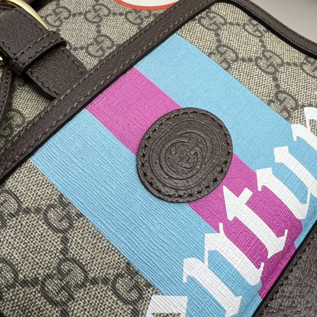 GUCCI古驰GG印花双肩背包674147