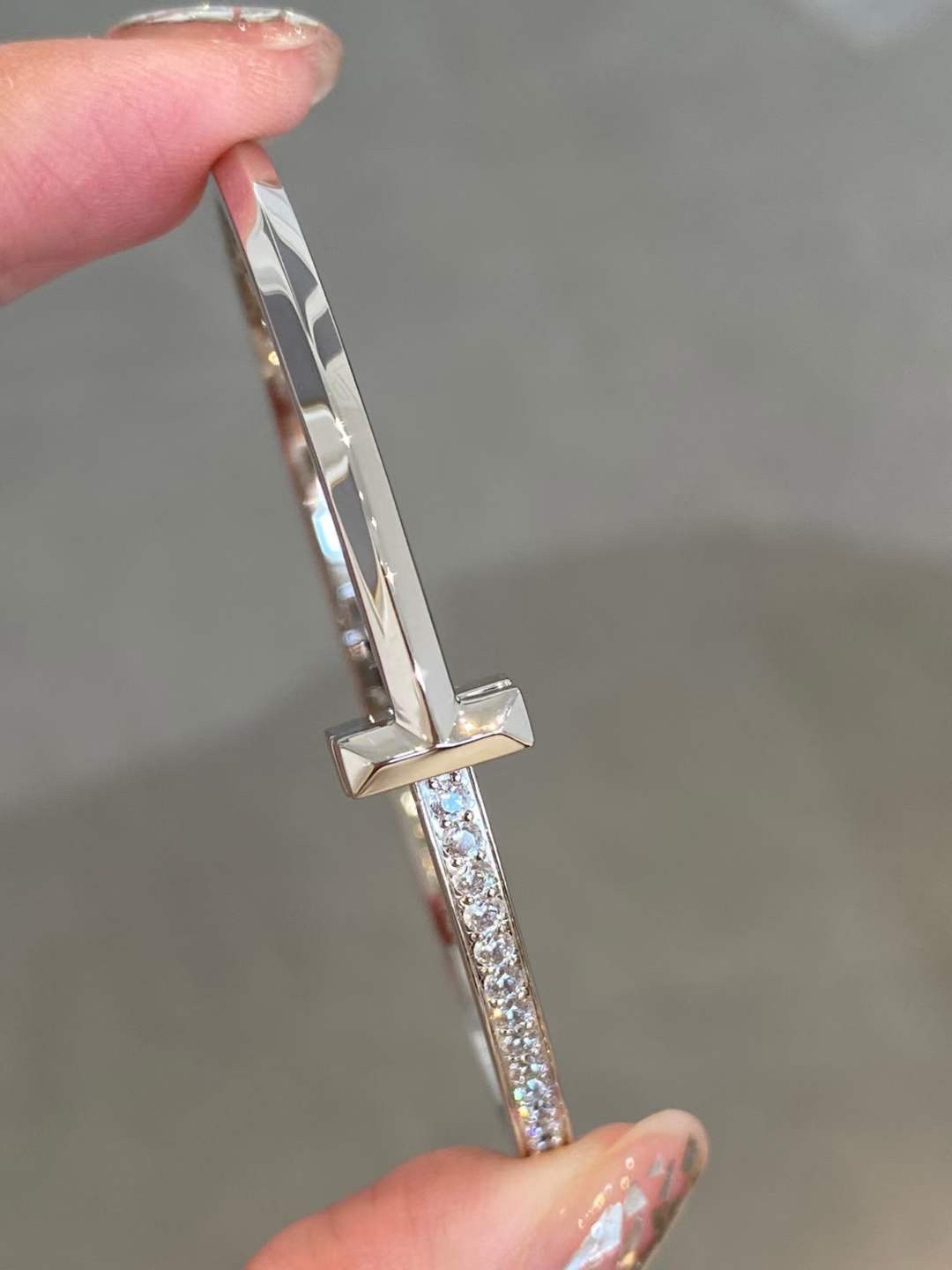 Tiffany & Co. Tiffany&Co. T1系列 无可替代窄式手镯