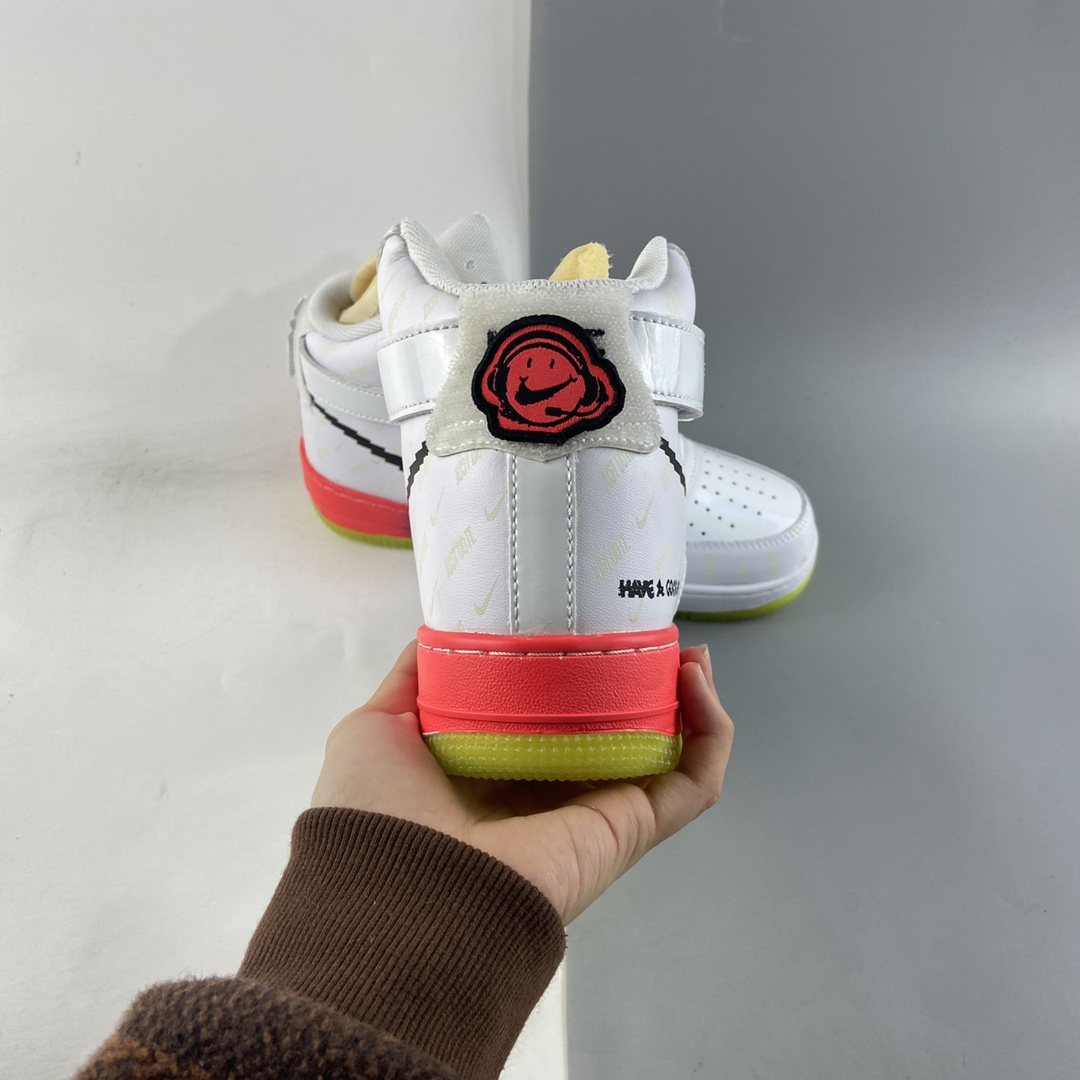P240 OFF White x NIKE Air Force 1’07 Vntg Suede Mix 夜光高帮休闲板鞋 DC2112-192