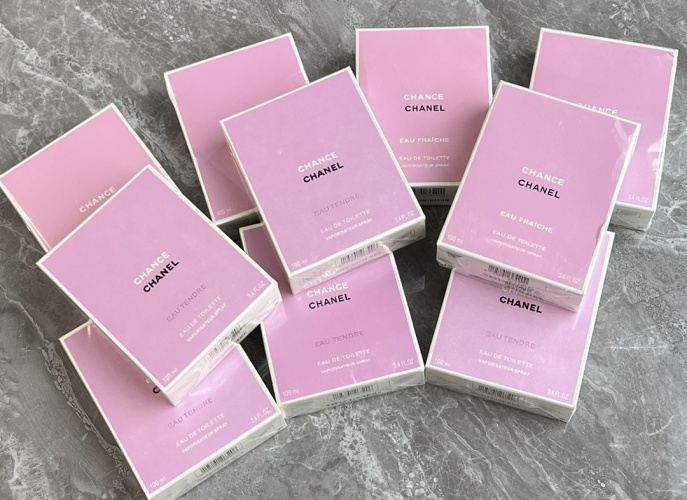 Chanel Chance Eau Tendre Eau de Toilette Spray for Women, 3.4 Fl Oz 1 Chanel Chance Eau Tendre Eau de Toilette Spray for Women, 3.4 Fl Oz