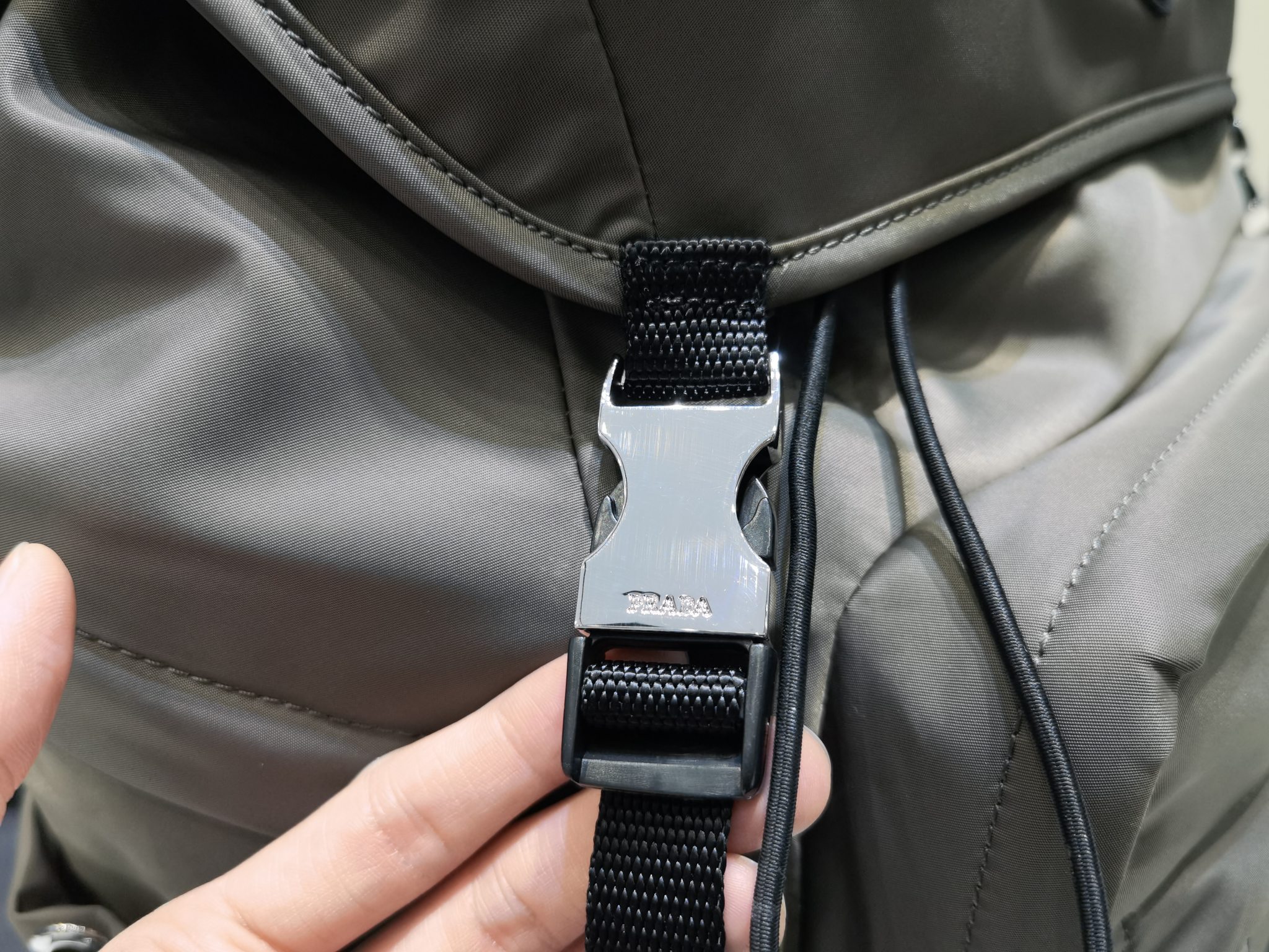 Рюкзак Prada из регенерированного нейлона Re-Nylon