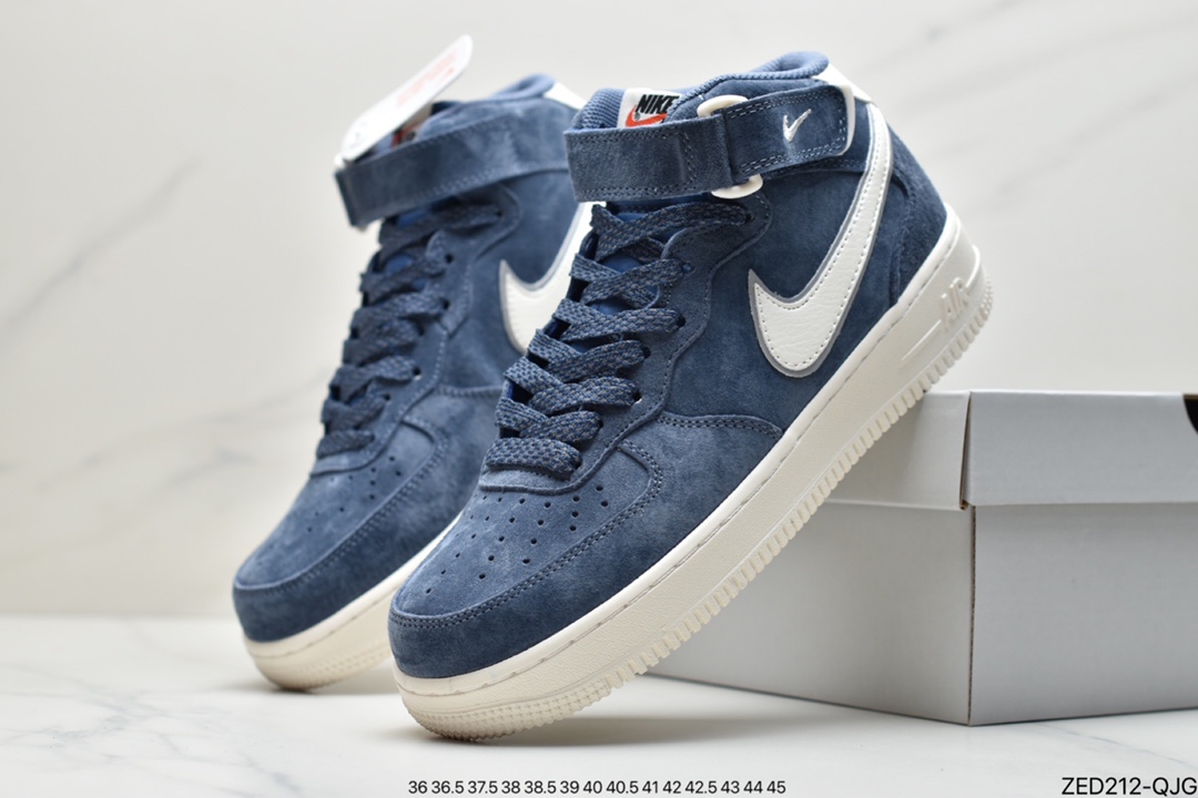 260 耐克Nk Air Force 1’07 Mid 空军一号3M反光中帮休闲板鞋 AA1118-007-莆田鞋,莆田鞋货源,高仿鞋,高仿鞋货源,安福档口,莆田高仿鞋,莆田鞋批发,高仿鞋批发,莆田高仿运动鞋,高仿运动鞋,莆田运动鞋 260 耐克Nk Air Force 1’07 Mid 空军一号3M反光中帮休闲板鞋 AA1118-007