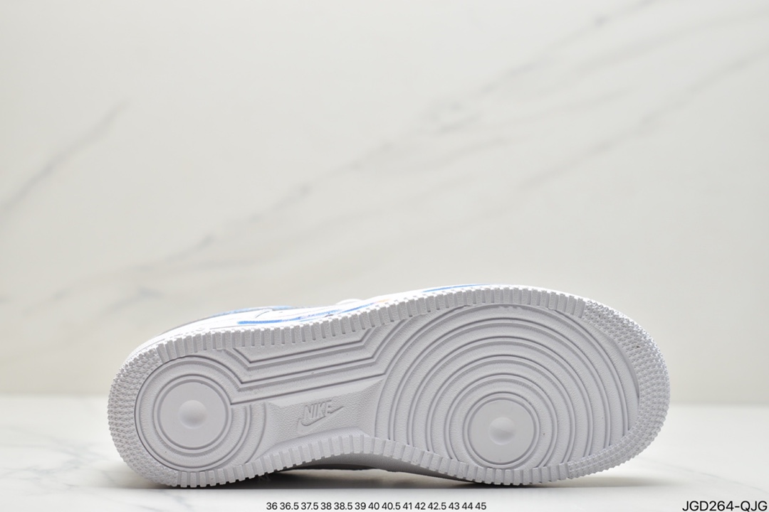 180 耐克Air Force 1 ’07 PS5黑白灰 电玩涂鸦 DD8959