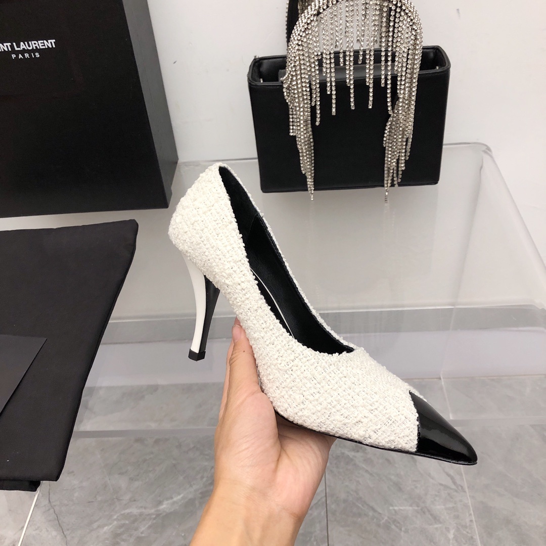 -昵子料黑色羊京牛漆皮SAINTLA